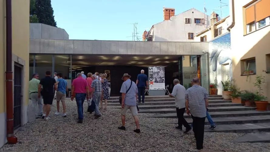 10 novigrad 2019 memebers of the istro romanian communities visit the istrox exhibition