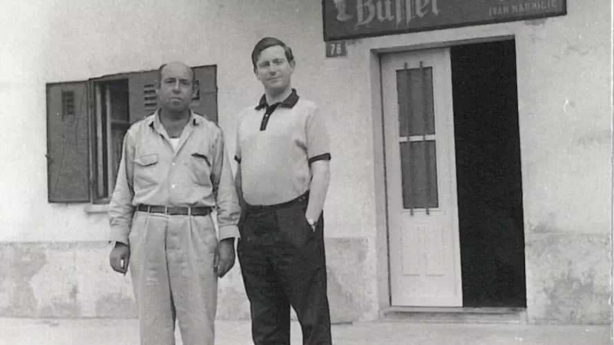 5 zejane 1960s joze doricic dottore with tony hurren in front of buffet sija